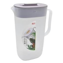 Jarra de plstico con tapa 1.5L